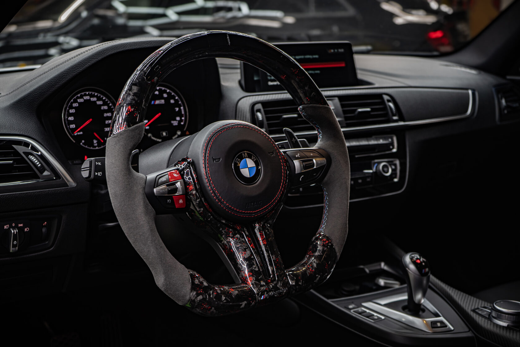 Детейлинг интерьера BMW