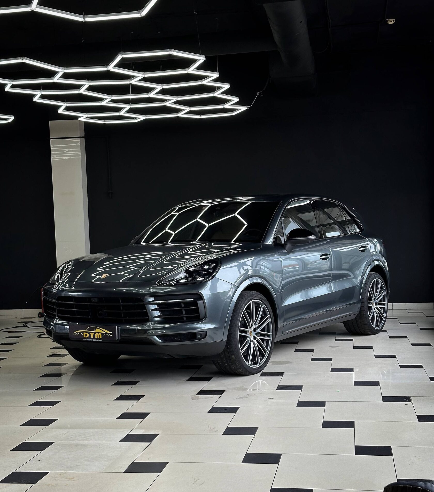 Тонировка стёкол Porsche