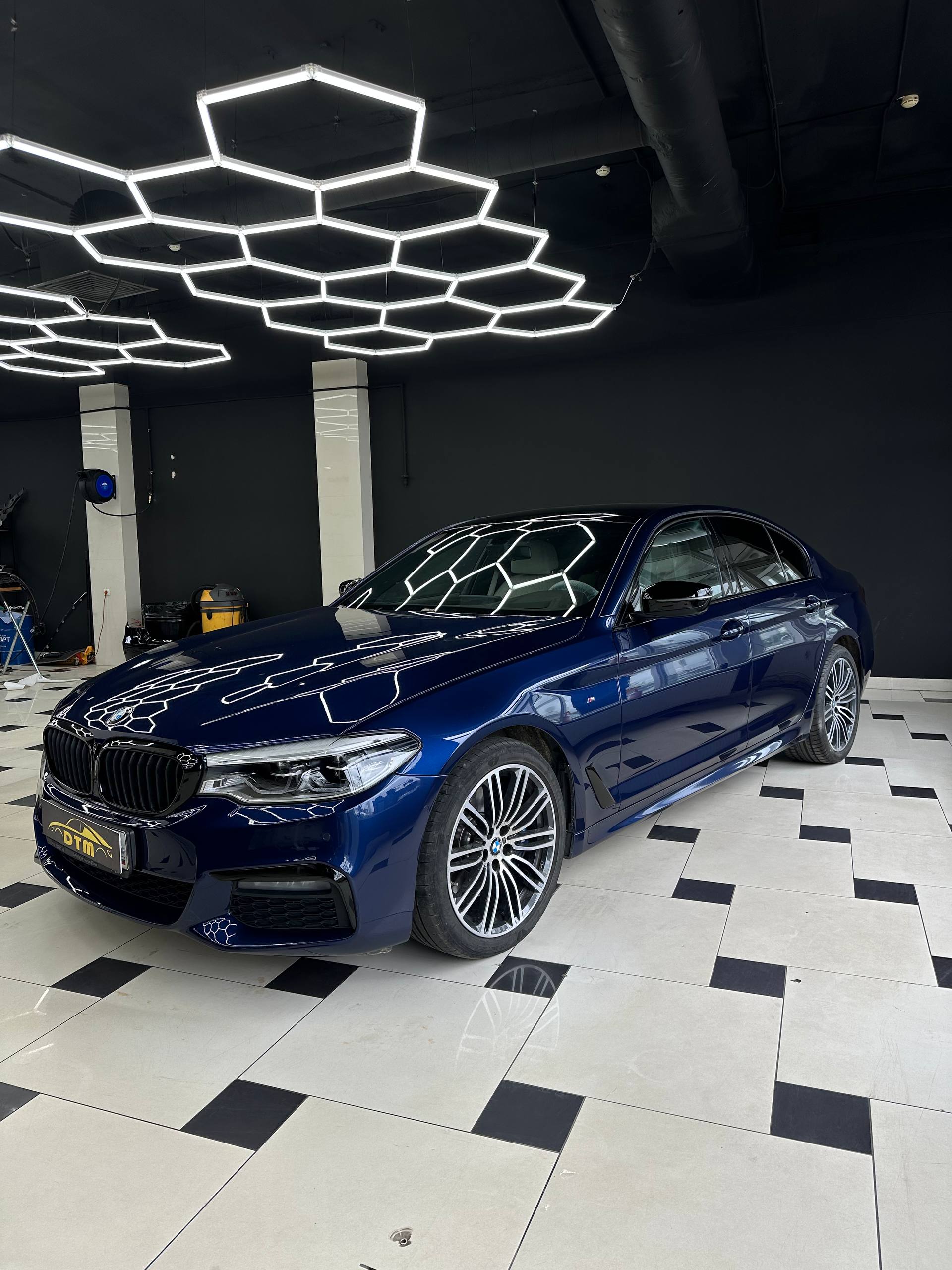 Тонировка фар BMW